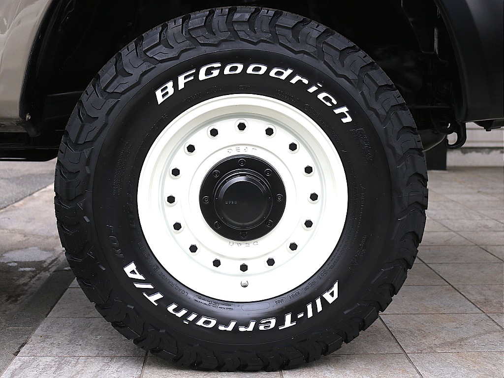 トヨタ ランドクルーザープラド(10枚目)