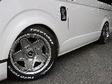 トヨタ ハイエースバン(5枚目)