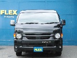 内外装カスタム多数完備したワンオーナー車！福岡店にて展示中！お気軽にお問い合わせくださいませ♪