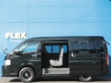 両サイドスライドドアなので乗り降りや荷物の積み下ろしを楽にしてくれます