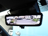 デジタルインナーミラーは、車内に荷物を積んでいても、後席に人が座っていても、後方の視界がクリア！通常のミラーより広角で、死角を減らしてくれます