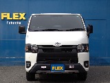 高年式！ハイエースバン　ブラックパッケージ！ベッドキット、リアフィルム施工で車中泊にも大活躍！自動ドアを完備した1台は福岡店にて展示中！お気軽にお問い合わせください♪