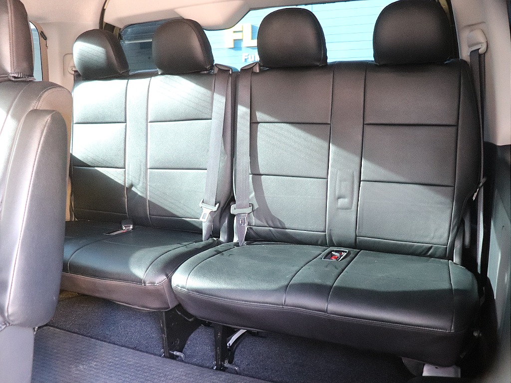 ハイエースの事なら専門店のフレックス福岡店へ！　現金を減らしにくいローン購入や、経費が使える法人様にぴったりのリースなどハイエースライフを始めるお手伝いをいたします！