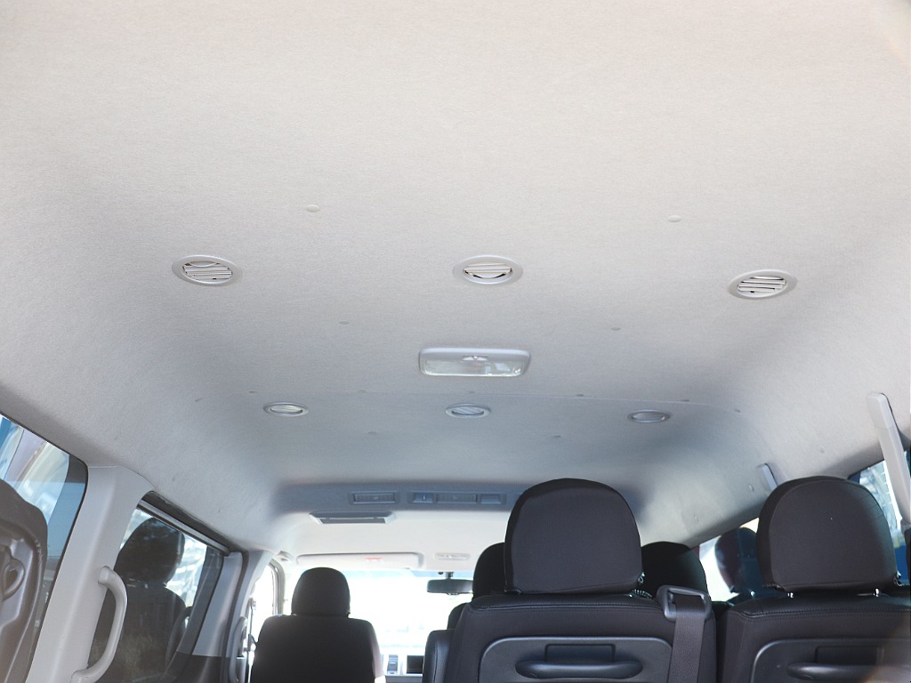 ハイエースの事なら専門店のフレックス福岡店へ！　現金を減らしにくいローン購入や、経費が使える法人様にぴったりのリースなどハイエースライフを始めるお手伝いをいたします！