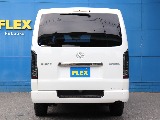 トヨタ ハイエースバン(9枚目)