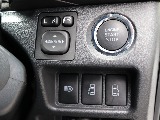 プッシュスタートスマートエントリー！自動ドアの開閉操作は運転席からも可能です◎