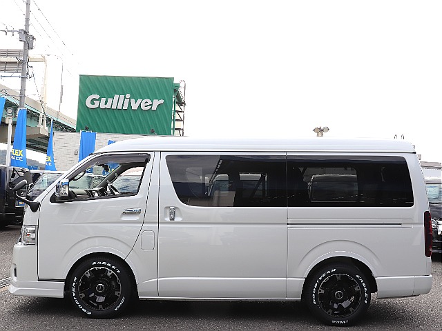 車高は純正を維持!追加カスタム大歓迎★