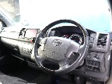トヨタ ハイエースバン(2枚目)