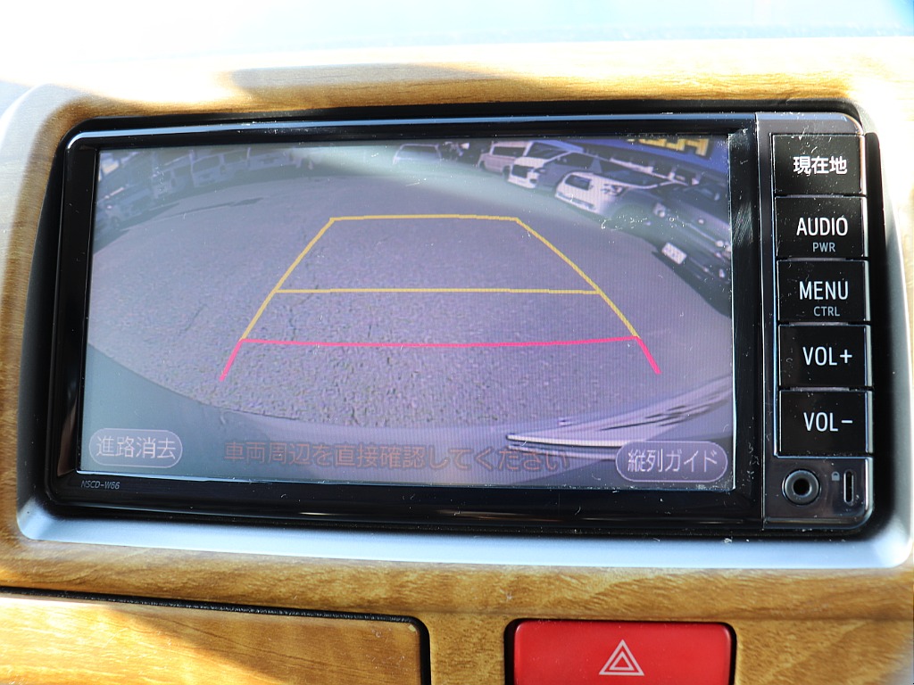純正7インチ　SDナビ搭載！バックカメラで駐車時も安心