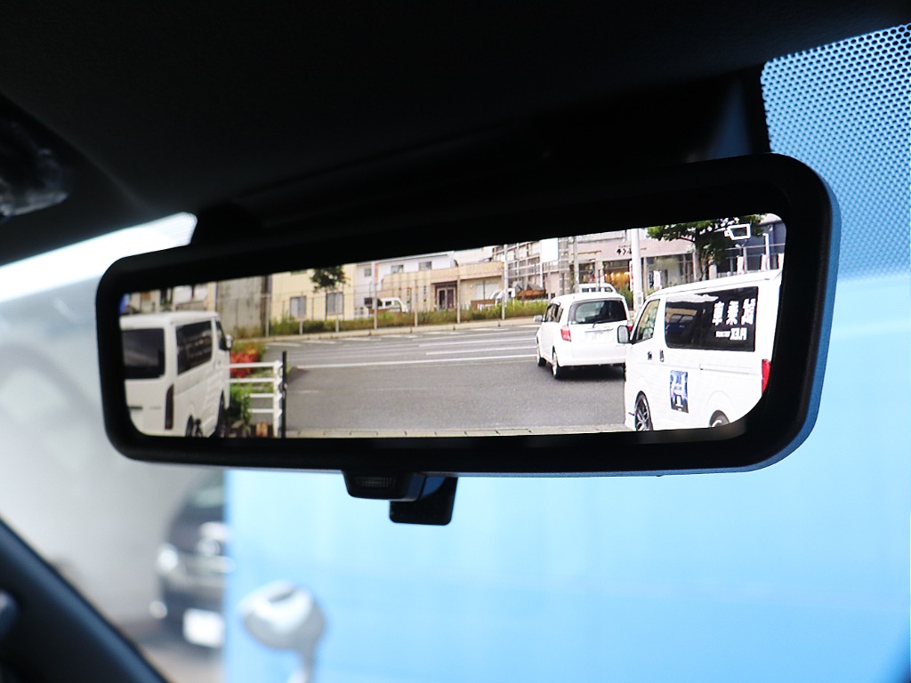 トヨタ ハイエースバン(17枚目)