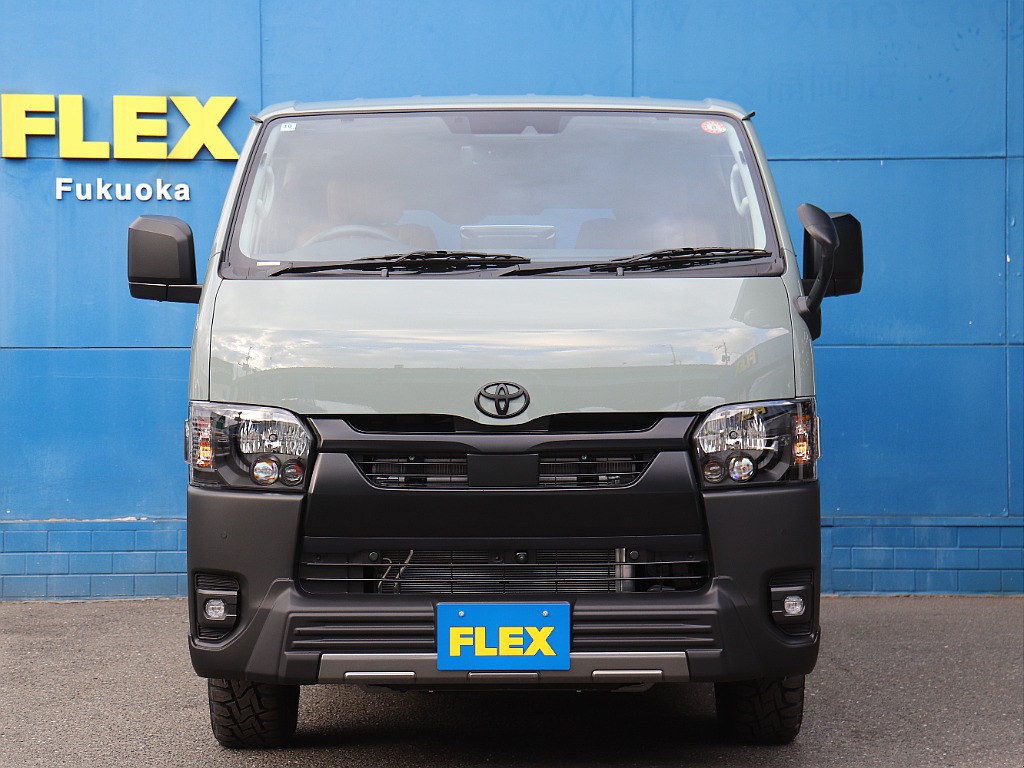 内外装カスタム多数！福岡店にて展示中！お気軽にお問い合わせください。