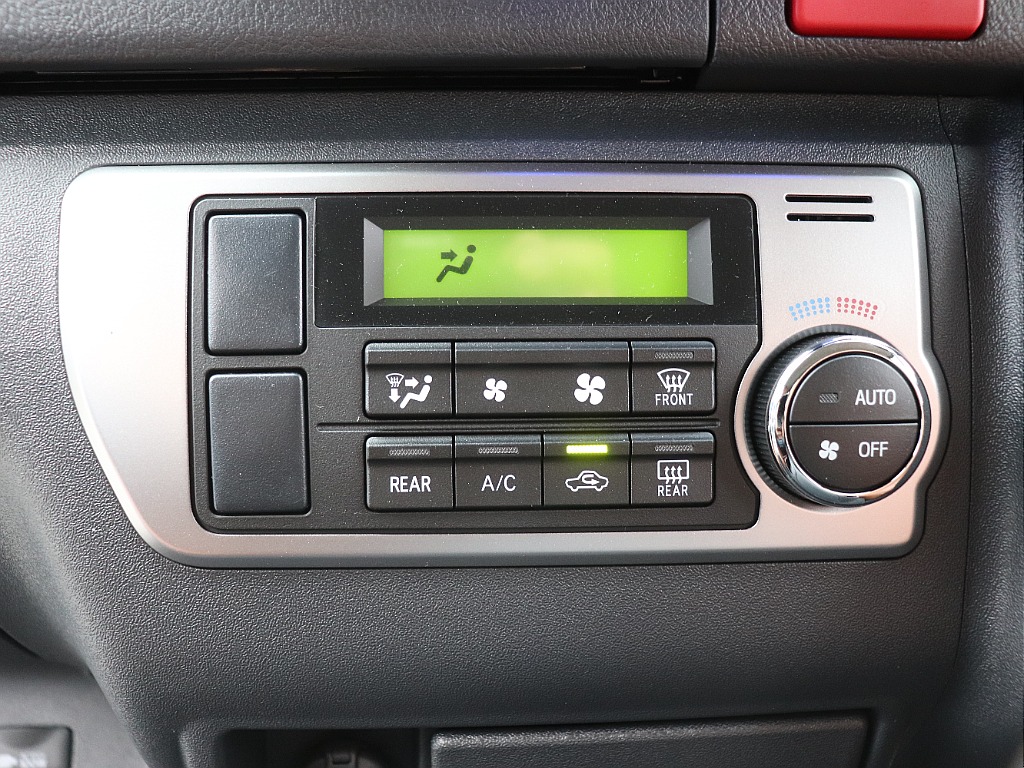 ハイエースの事なら専門店のフレックス福岡店へ！　現金を減らしにくいローン購入や、経費が使える法人様にぴったりのリースなどハイエースライフを始めるお手伝いを致します！