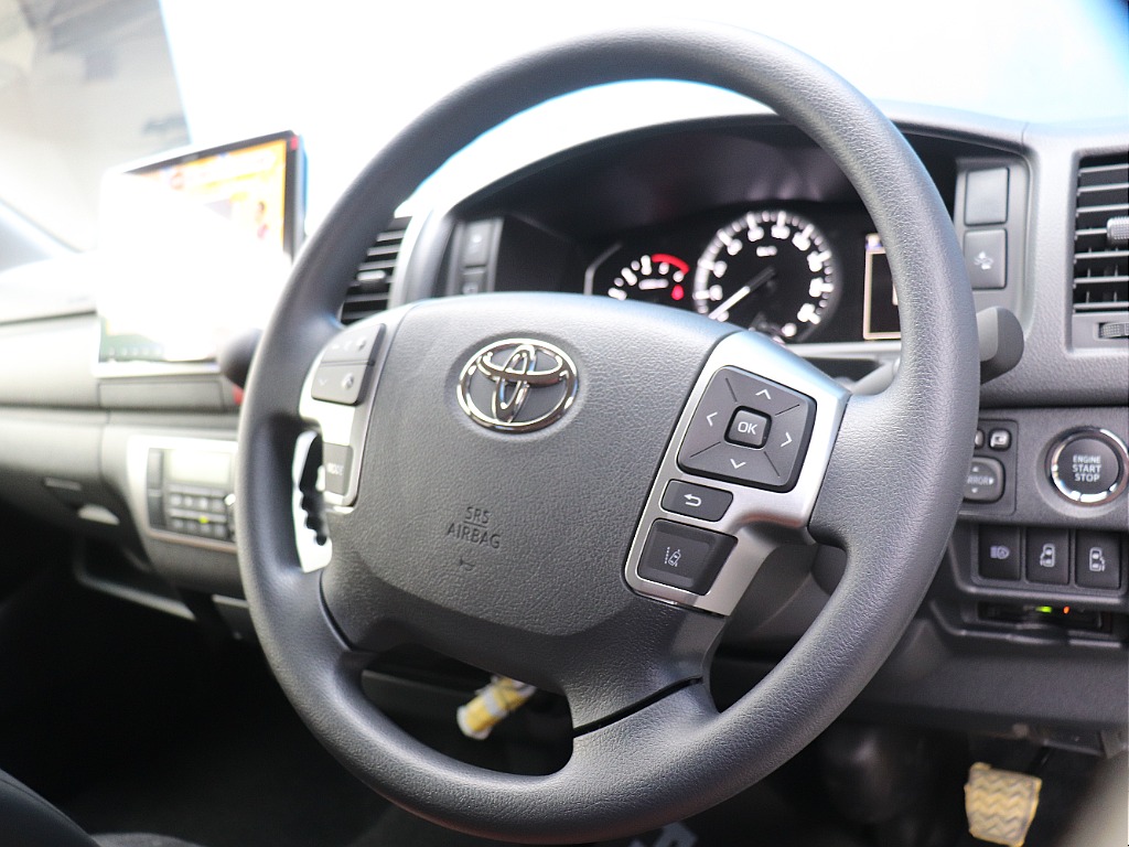 ハイエースの事なら専門店のフレックス福岡店へ！　現金を減らしにくいローン購入や、経費が使える法人様にぴったりのリースなどハイエースライフを始めるお手伝いを致します！