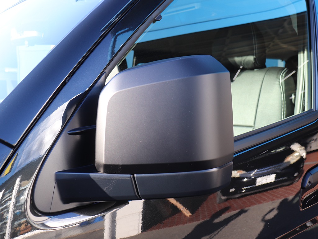 メッキ部マッドブラック塗装