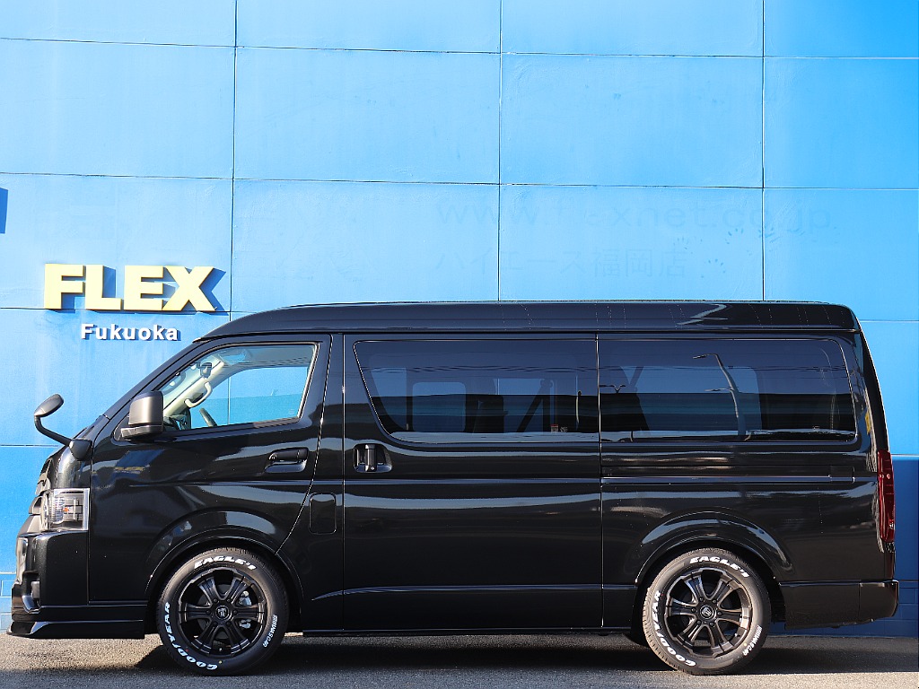 車高は1.5インチローダウン施工済みなので日々の乗り降りを楽にしてくれます