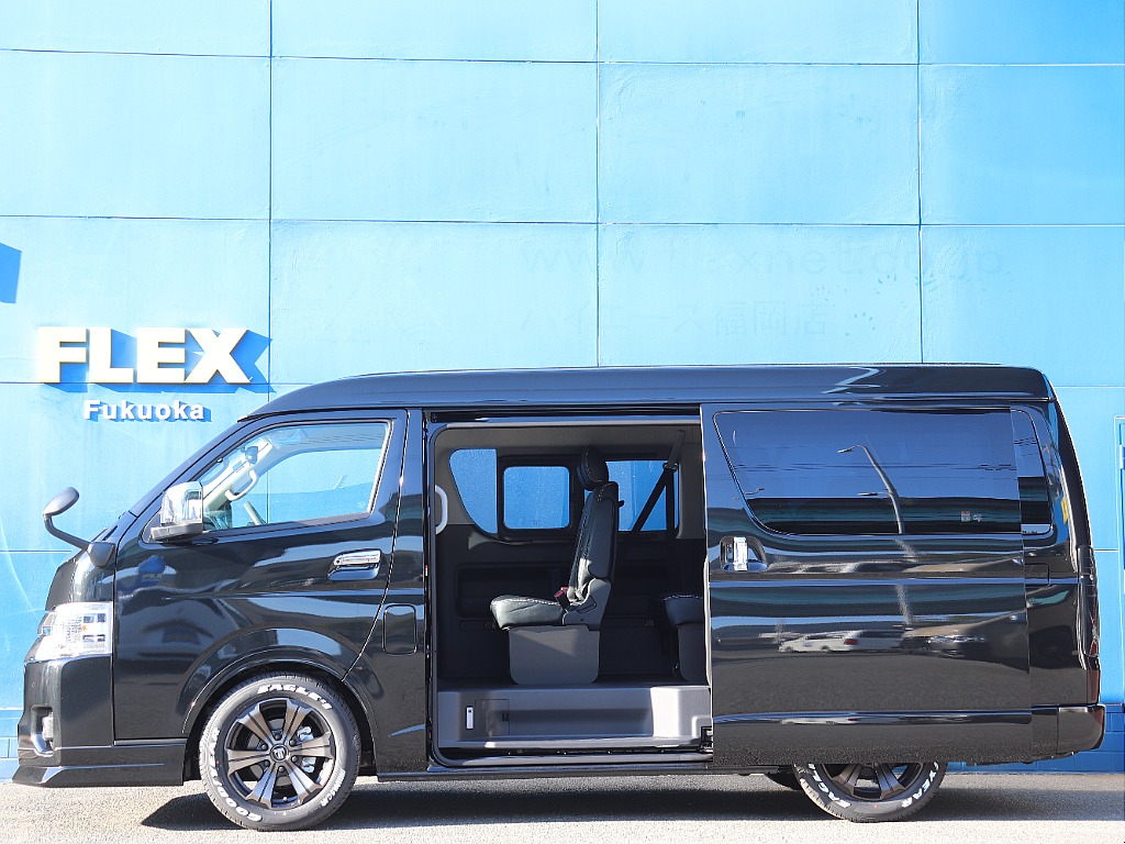 トヨタ ハイエース(7枚目)