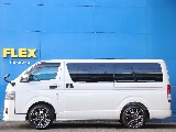 ハイエースの事なら専門店のフレックス福岡店へ！　現金を減らしにくいローン購入や、経費が使える法人様にぴったりのリースなどハイエースライフを始めるお手伝いを致します！