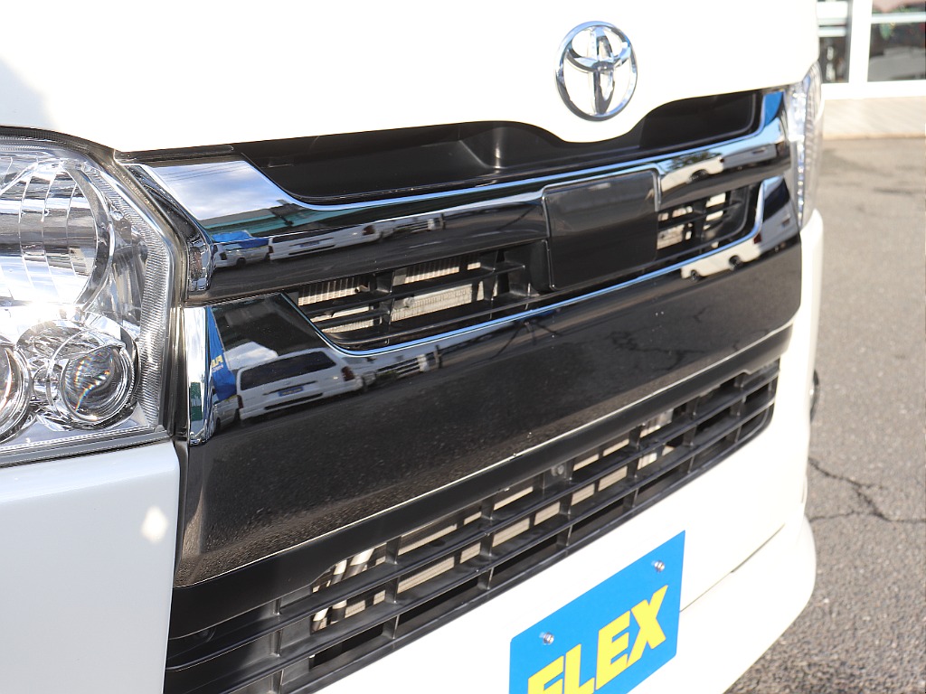 ハイエースの事なら専門店のフレックス福岡店へ！　現金を減らしにくいローン購入や、経費が使える法人様にぴったりのリースなどハイエースライフを始めるお手伝いを致します！