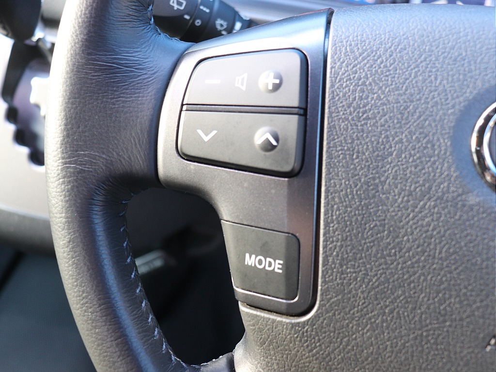 ハイエースの事なら専門店のフレックス福岡店へ！　現金を減らしにくいローン購入や、経費が使える法人様にぴったりのリースなどハイエースライフを始めるお手伝いを致します！