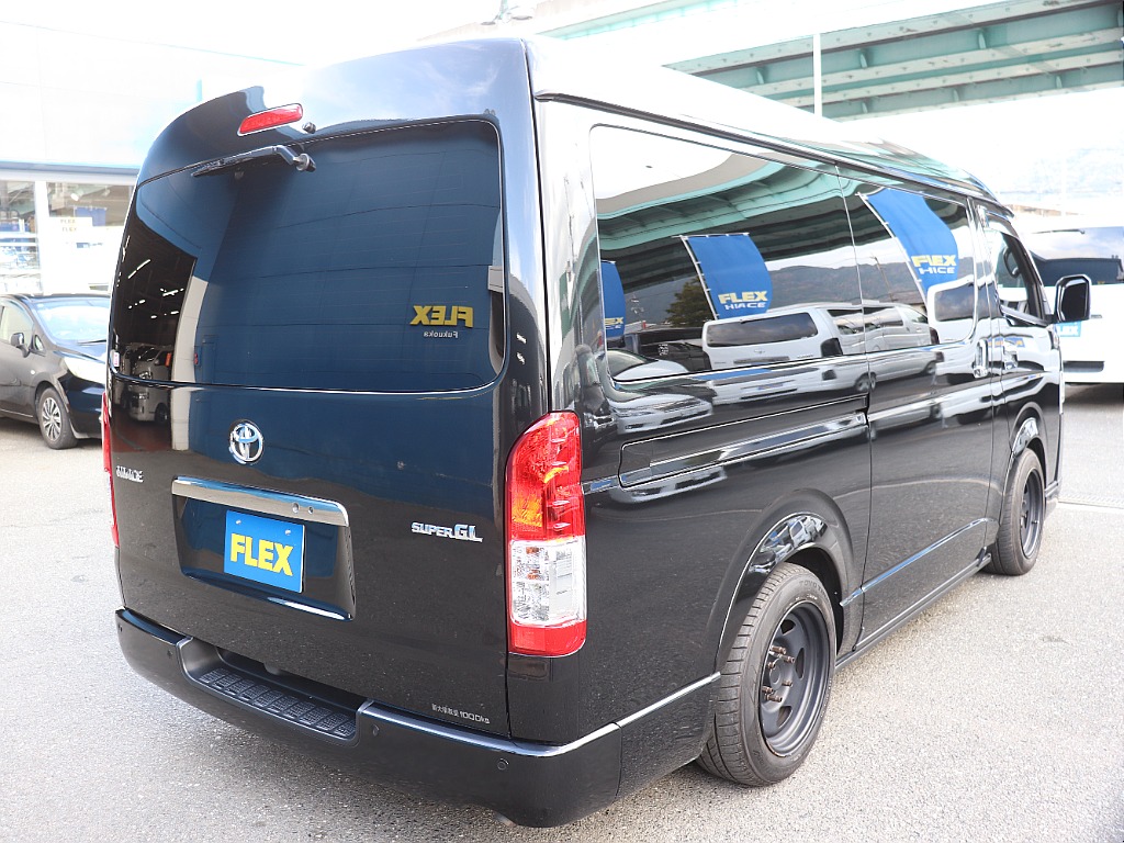 ハイエース福岡店は九州エリア最大級の取り扱い台数を誇る専門店です！キャンピングも取り扱い有り！