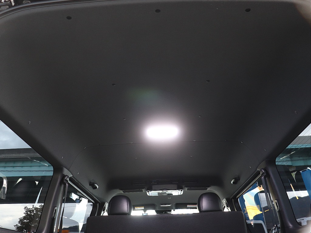 ハイエース福岡店は九州エリア最大級の取り扱い台数を誇る専門店です！キャンピングも取り扱い有り！