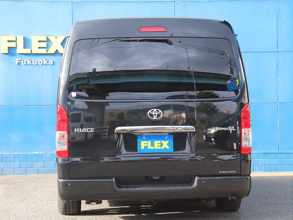 ハイエース福岡店は九州エリア最大級の取り扱い台数を誇る専門店です！キャンピングも取り扱い有り！