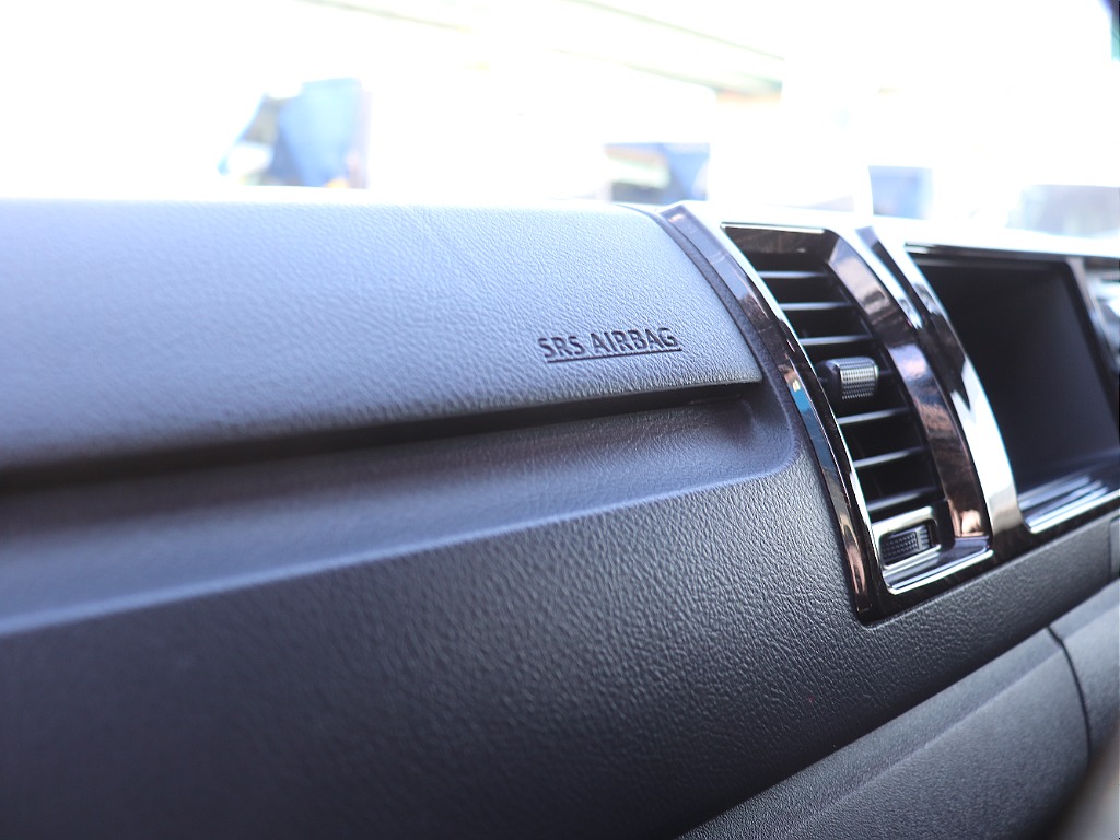 SRSエアバック完備