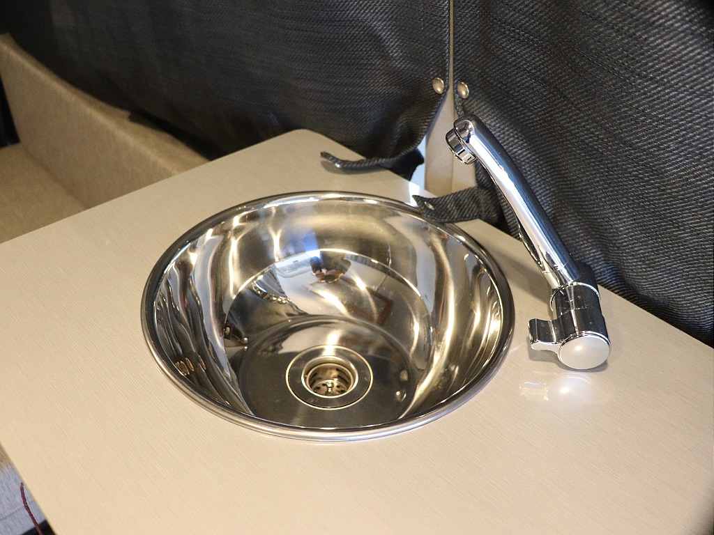 手入れがしやすいステンレスシンク