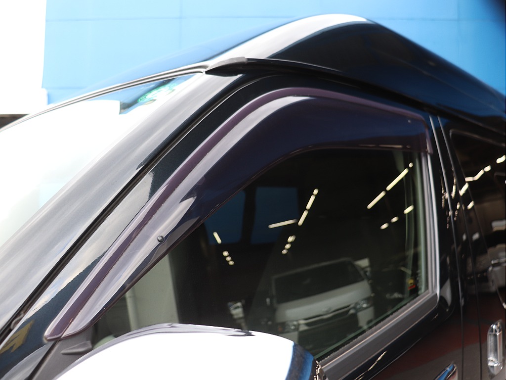 ハイエースの事なら専門店のフレックス福岡店へ！　現金を減らしにくいローン購入や、経費が使える法人様にぴったりのリースなどハイエースライフを始めるお手伝いを致します！