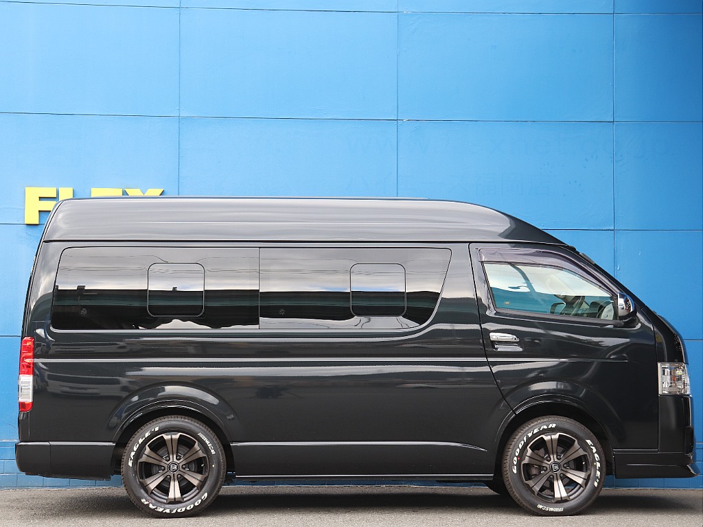 ハイエースの事なら専門店のフレックス福岡店へ！　現金を減らしにくいローン購入や、経費が使える法人様にぴったりのリースなどハイエースライフを始めるお手伝いを致します！