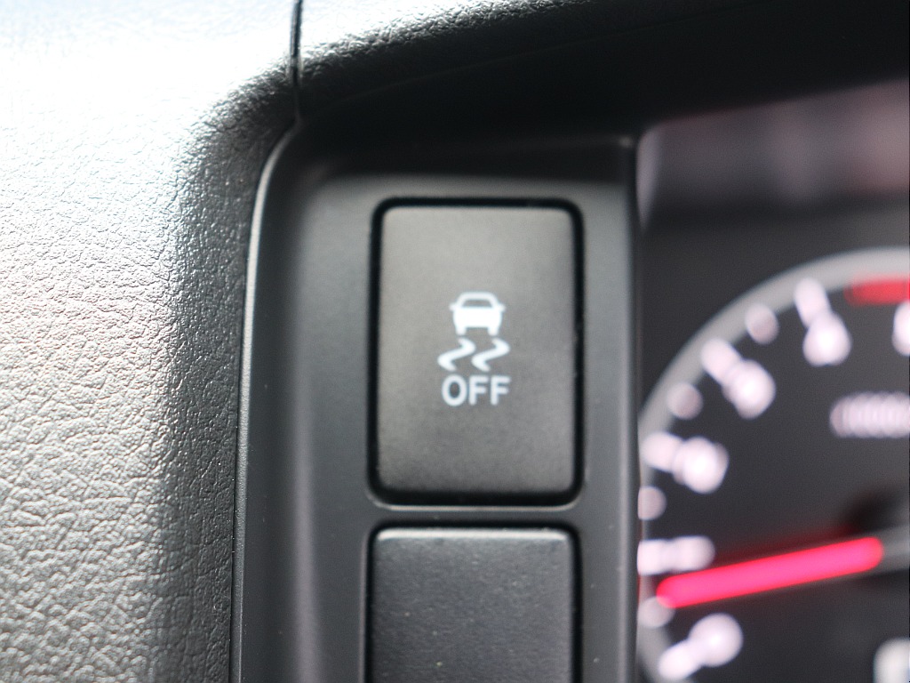 ハイエースの事なら専門店のフレックス福岡店へ！　現金を減らしにくいローン購入や、経費が使える法人様にぴったりのリースなどハイエースライフを始めるお手伝いを致します！