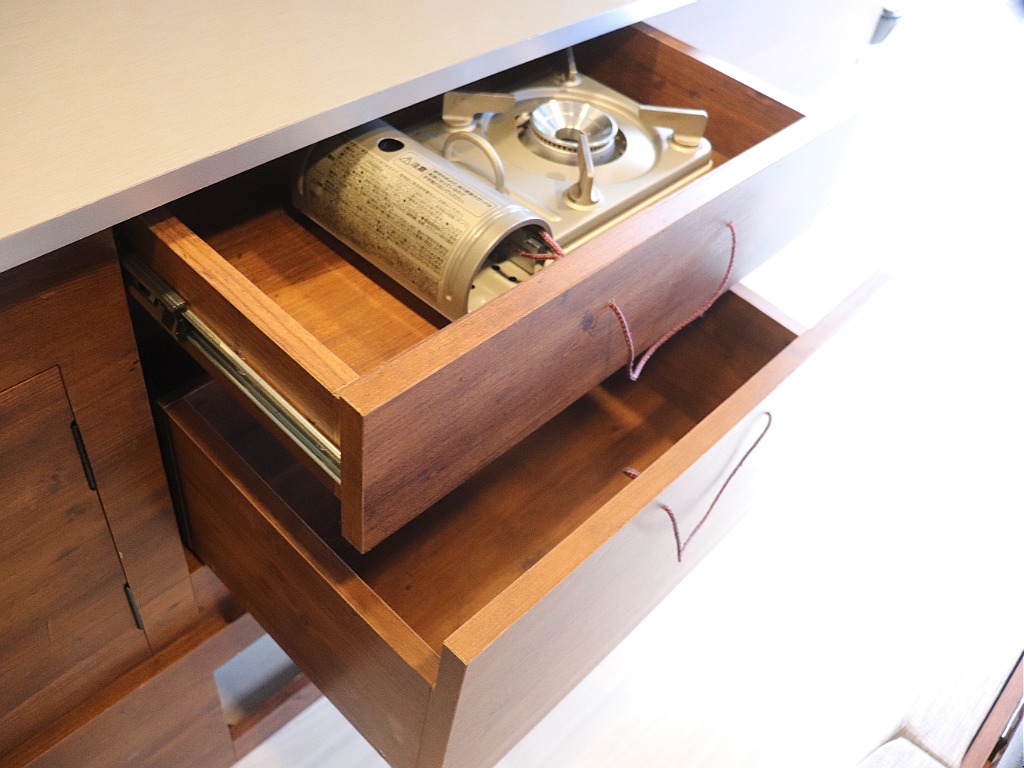 ハイエースの事なら専門店のフレックス福岡店へ！　現金を減らしにくいローン購入や、経費が使える法人様にぴったりのリースなどハイエースライフを始めるお手伝いを致します！