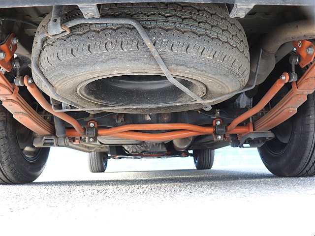 UIスタビライザー(前後)　オプティマリーフ(公認済)で乗り心地も満足！