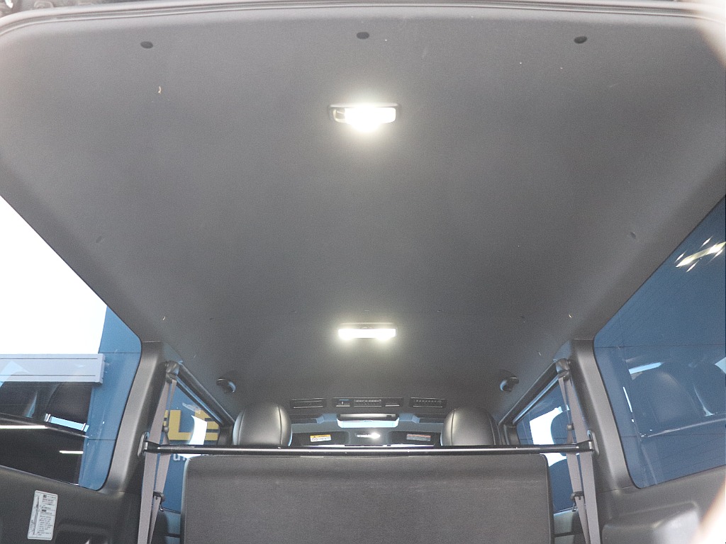 トヨタ ハイエースバン(20枚目)