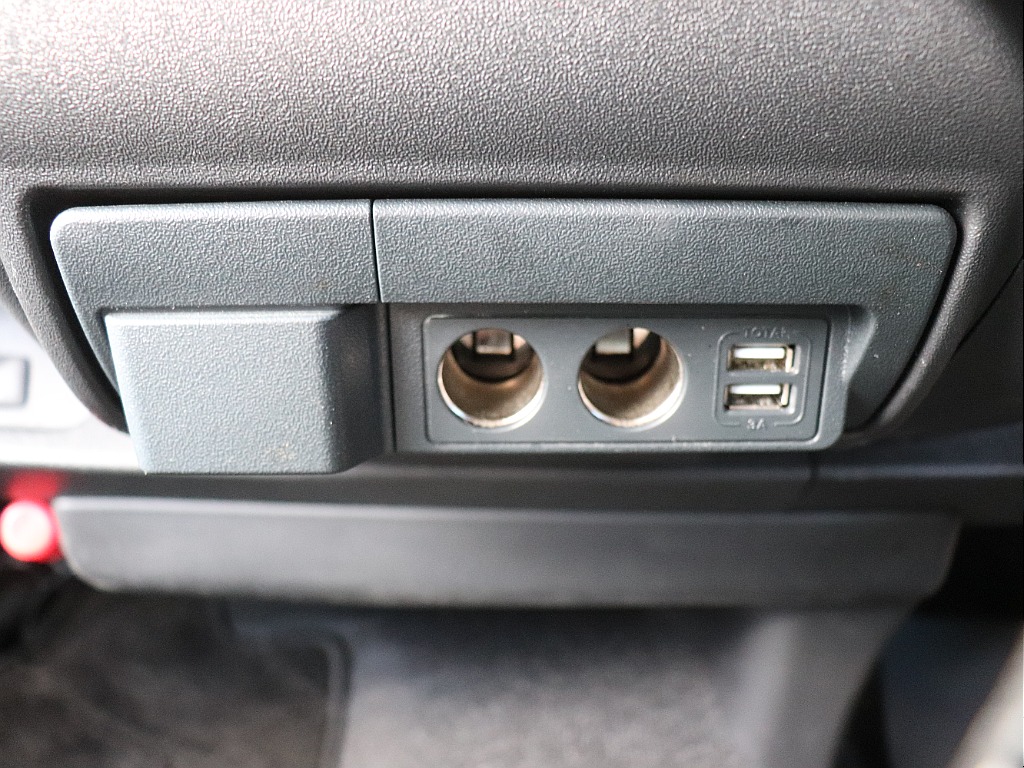 トヨタ ハイエースバン(30枚目)