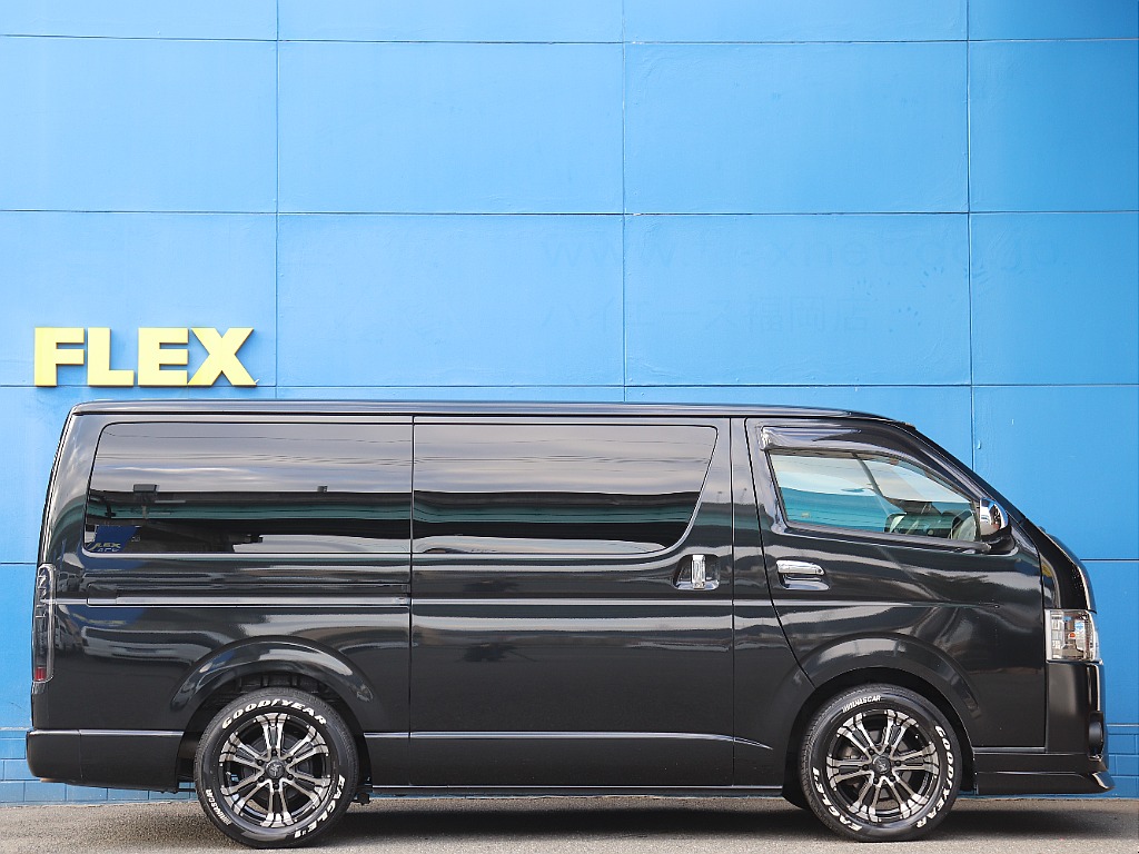 トヨタ ハイエースバン(7枚目)