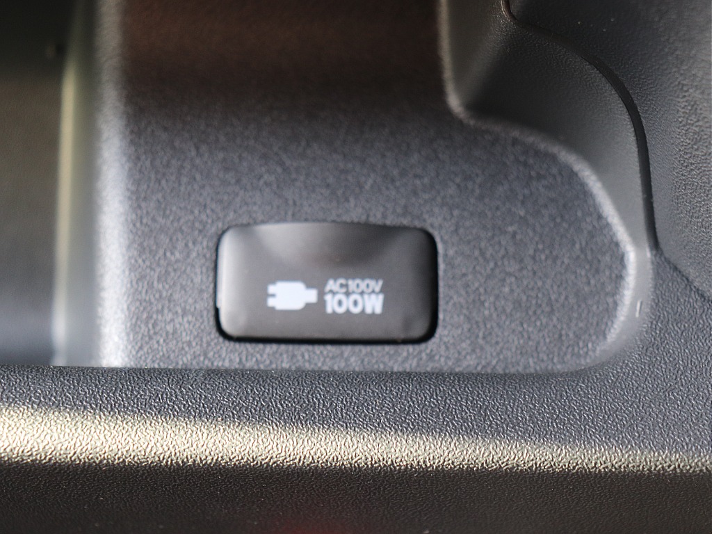 メーカーオプションAC100V電源