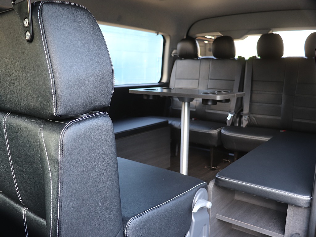 ハイエースの事なら専門店のフレックス福岡店へ！　現金を減らしにくいローン購入や、経費が使える法人様にぴったりのリースなどハイエースライフを始めるお手伝いを致します！