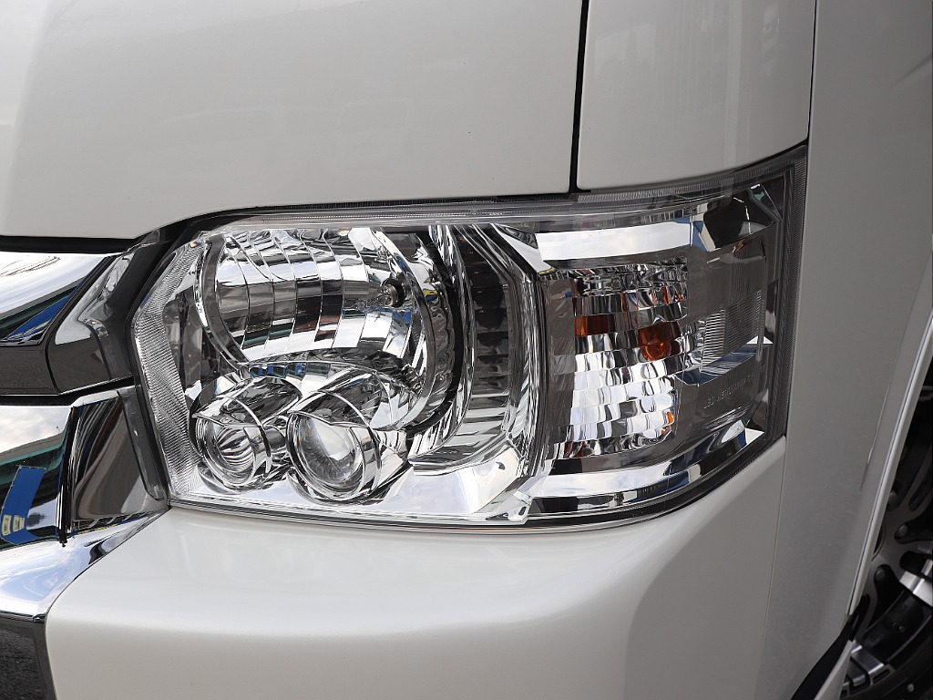 ハイエースの事なら専門店のフレックス福岡店へ！　現金を減らしにくいローン購入や、経費が使える法人様にぴったりのリースなどハイエースライフを始めるお手伝いを致します！