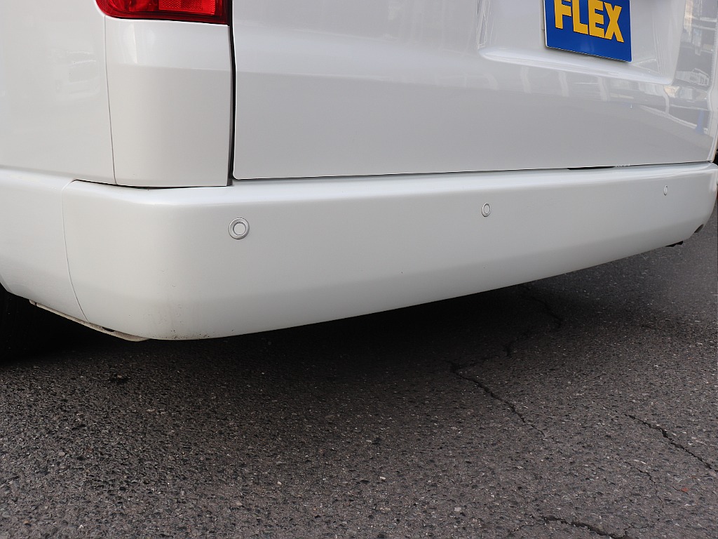 ハイエースの事なら専門店のフレックス福岡店へ！　現金を減らしにくいローン購入や、経費が使える法人様にぴったりのリースなどハイエースライフを始めるお手伝いを致します！