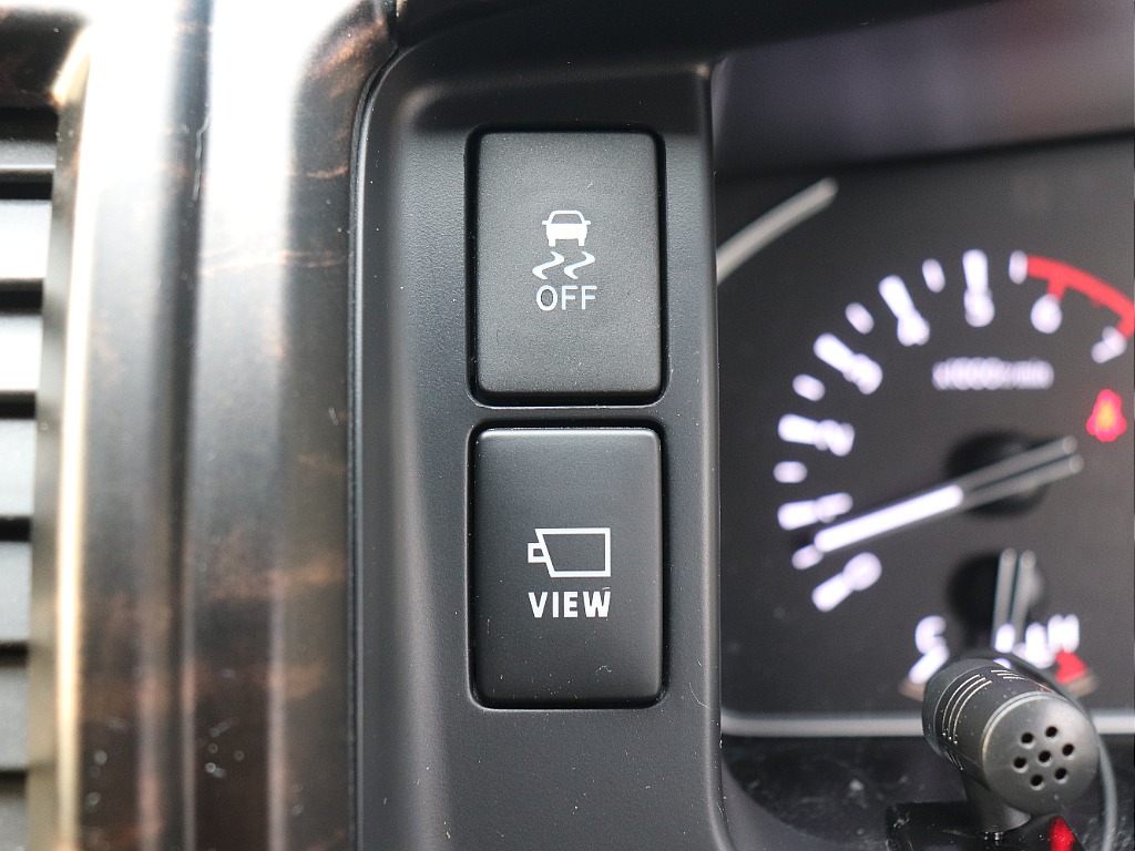 ハイエースの事なら専門店のフレックス福岡店へ！　現金を減らしにくいローン購入や、経費が使える法人様にぴったりのリースなどハイエースライフを始めるお手伝いを致します！