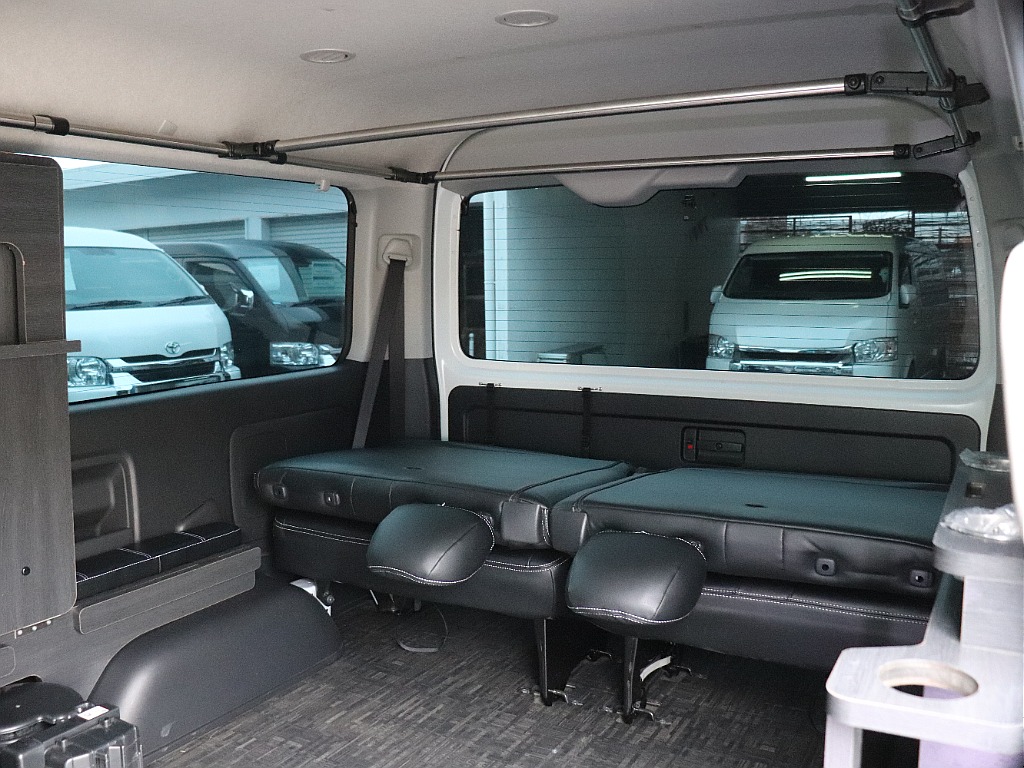 ハイエースの事なら専門店のフレックス福岡店へ！　現金を減らしにくいローン購入や、経費が使える法人様にぴったりのリースなどハイエースライフを始めるお手伝いを致します！