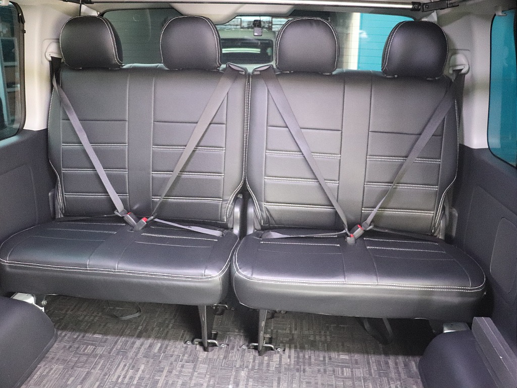 ハイエースの事なら専門店のフレックス福岡店へ！　現金を減らしにくいローン購入や、経費が使える法人様にぴったりのリースなどハイエースライフを始めるお手伝いを致します！