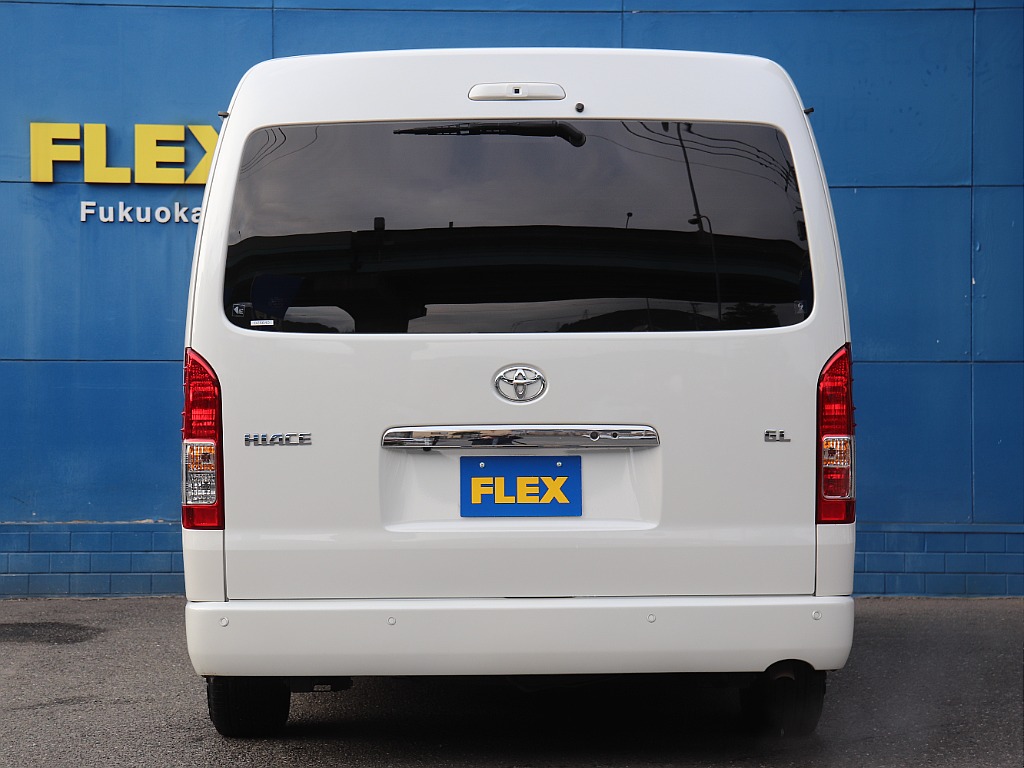 ハイエースの事なら専門店のフレックス福岡店へ！　現金を減らしにくいローン購入や、経費が使える法人様にぴったりのリースなどハイエースライフを始めるお手伝いを致します！