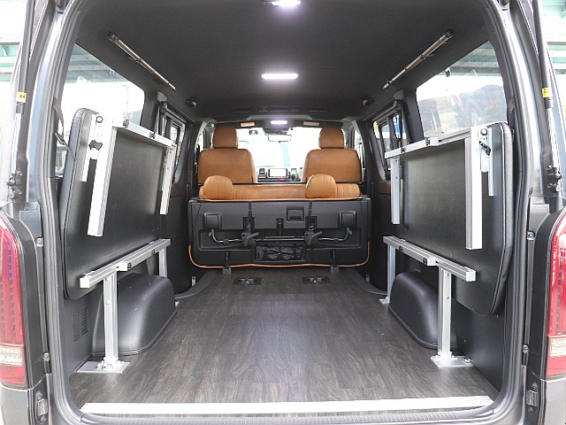 広々とした荷室スペースも確保◎