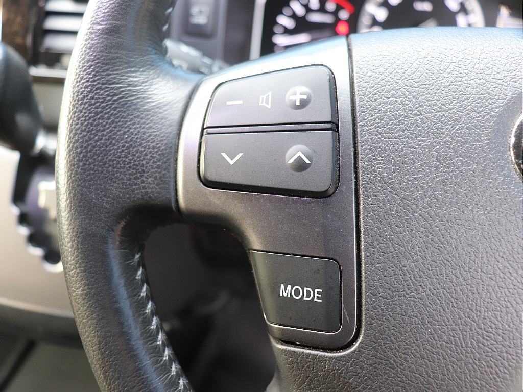 ハイエースの事なら専門店のフレックス福岡店へ！　現金を減らしにくいローン購入や、経費が使える法人様にぴったりのリースなどハイエースライフを始めるお手伝いを致します！