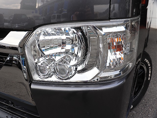 ＬＥＤヘッドライトで夜道を明るく照らしてくれます♪