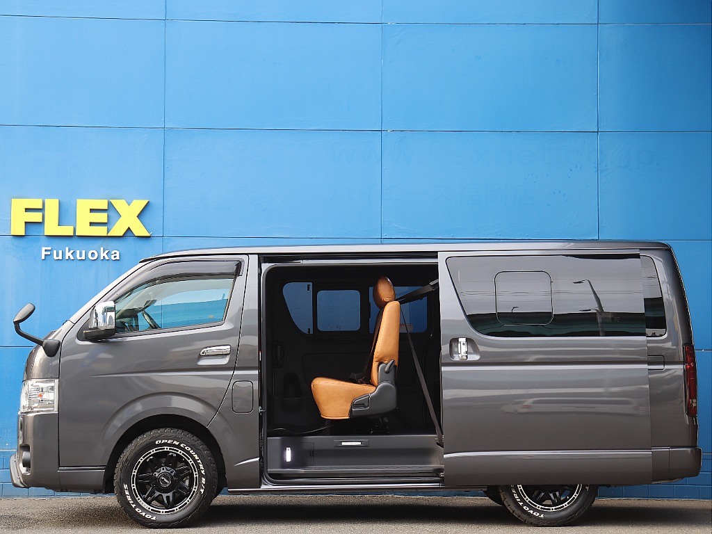 両サイドスライドドア！荷物の積み下ろしや乗り降りスムーズ