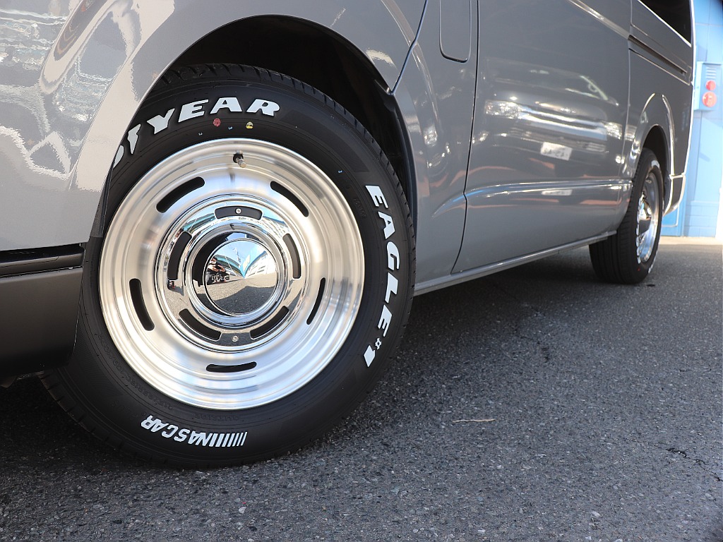 トヨタ ハイエース(13枚目)