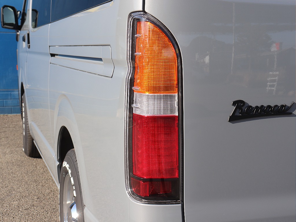 トヨタ ハイエース(15枚目)